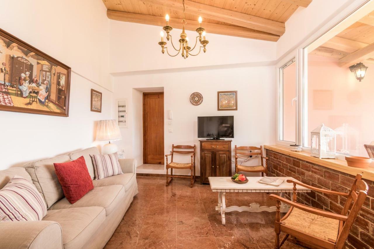 Milena'S Country House Pelekas Exterior foto